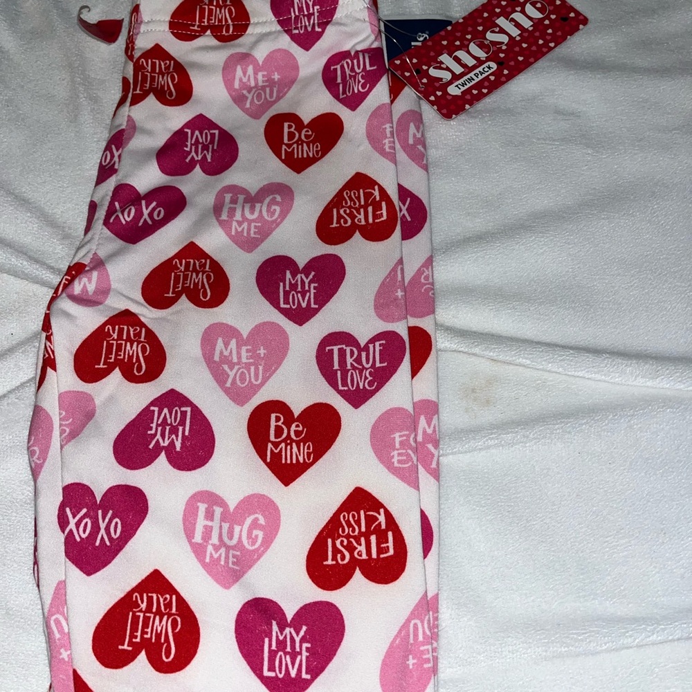 Valentine’s Day Leggings